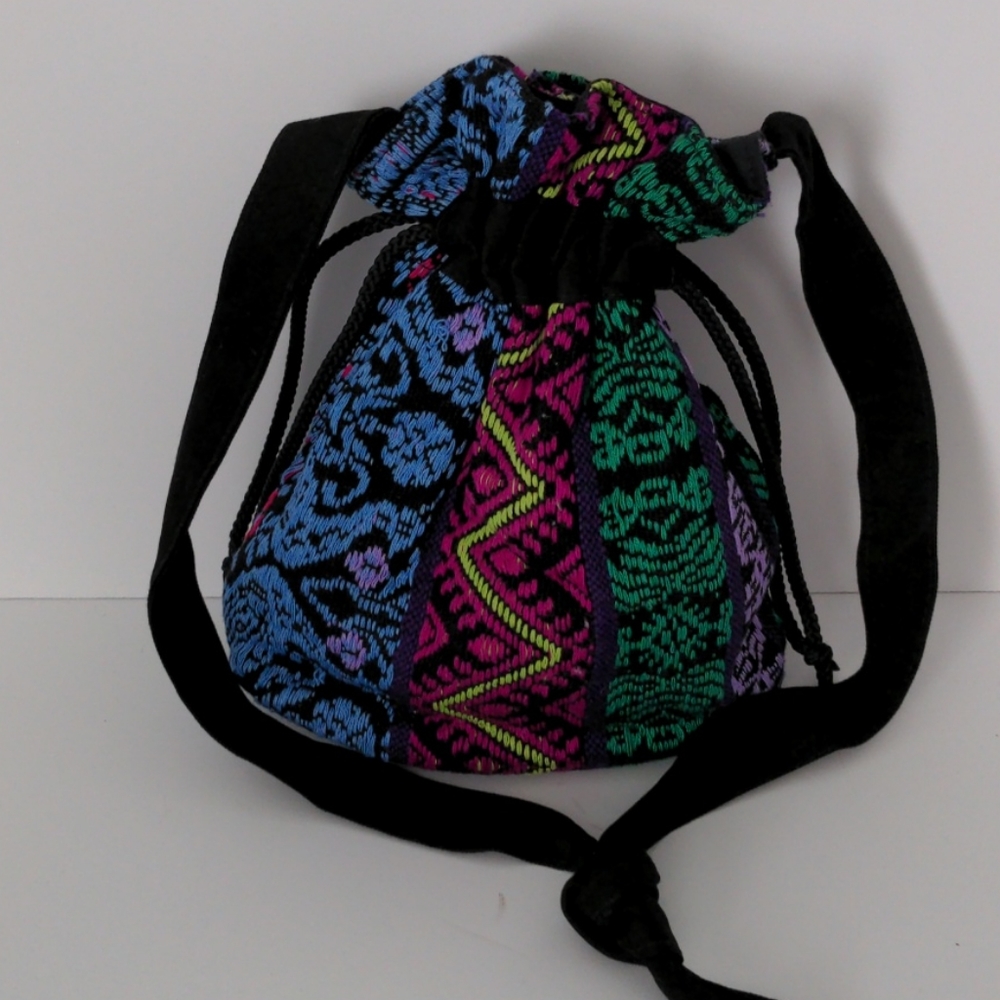 Drawstring Purse. - Picture 2 of 8
